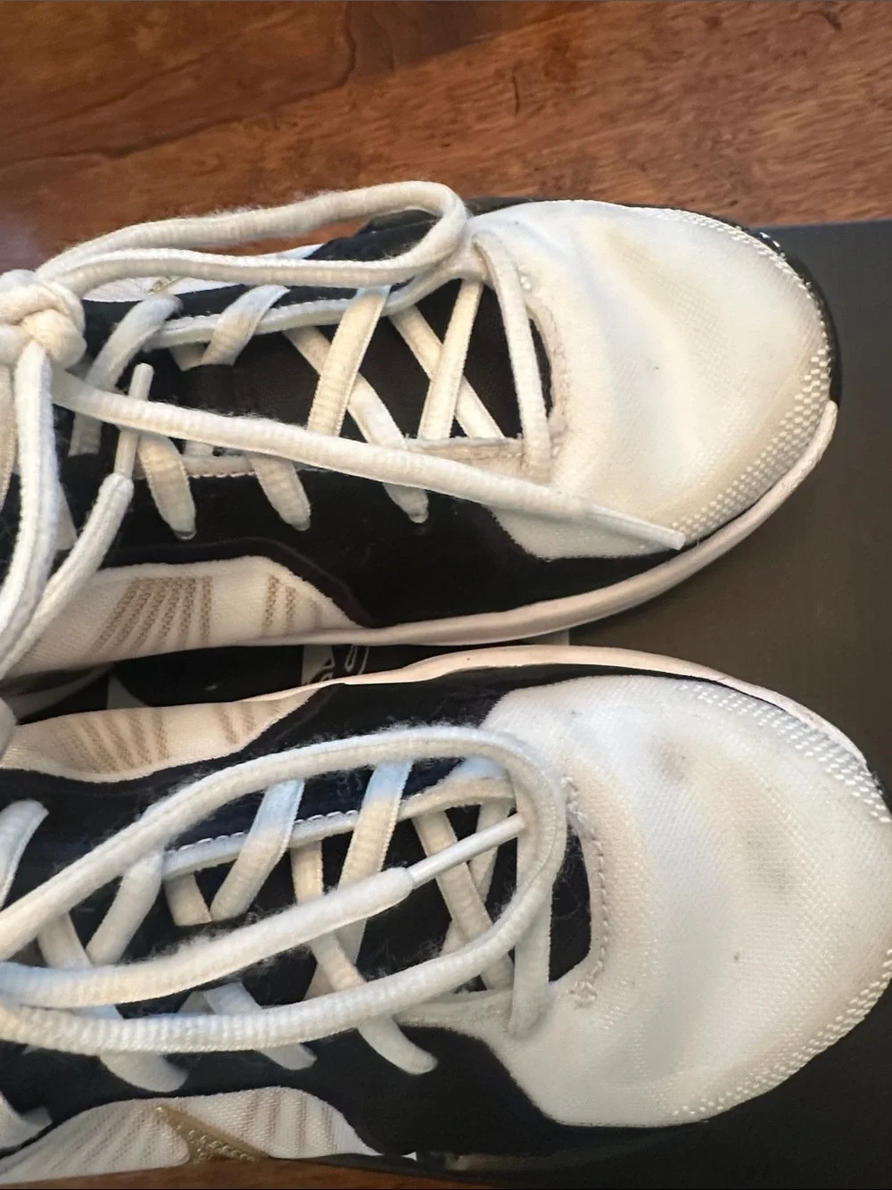 Nike Kids White and Black Sneakers